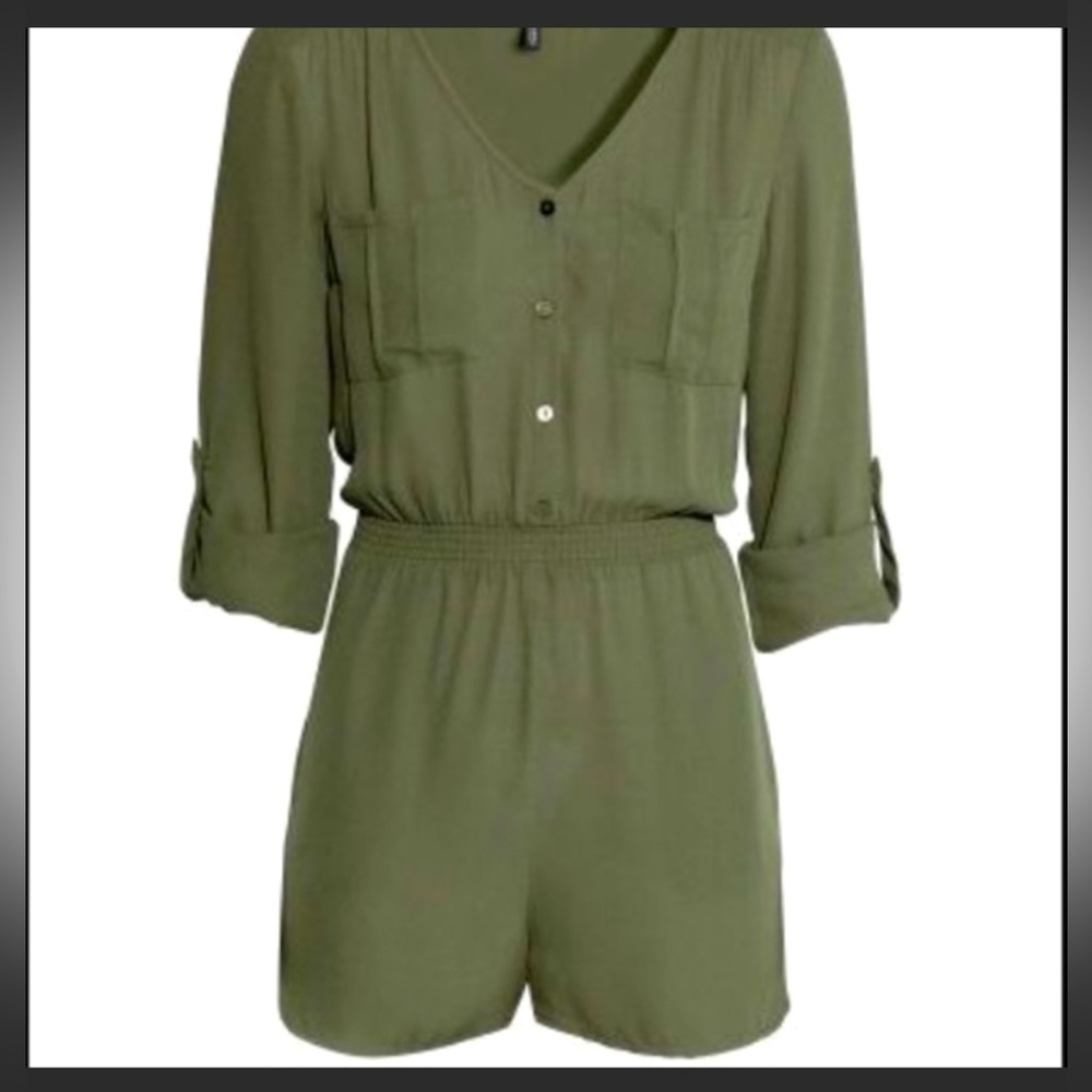 DIVIDED womens Size 6 Romper Olive Green